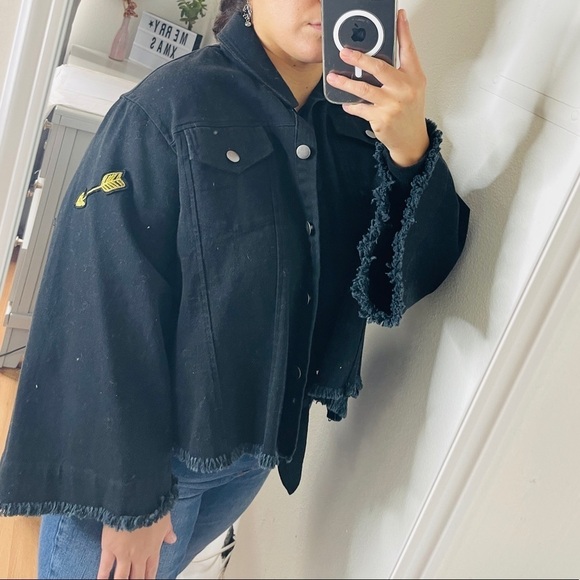 Anthropologie oversized jacket frayed hem & ruffle back - Picture 2 of 7